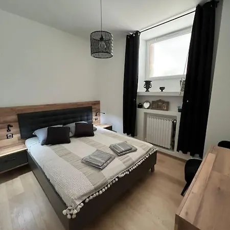 Cosy Avec Clim Au Centre Apartman Montignac-Lascaux